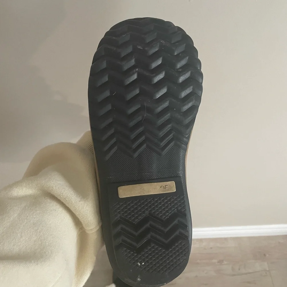 SOREL Black Winter Boots Size 7 - Picture 5 of 6